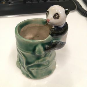 Vintage paper clip holder 🐼